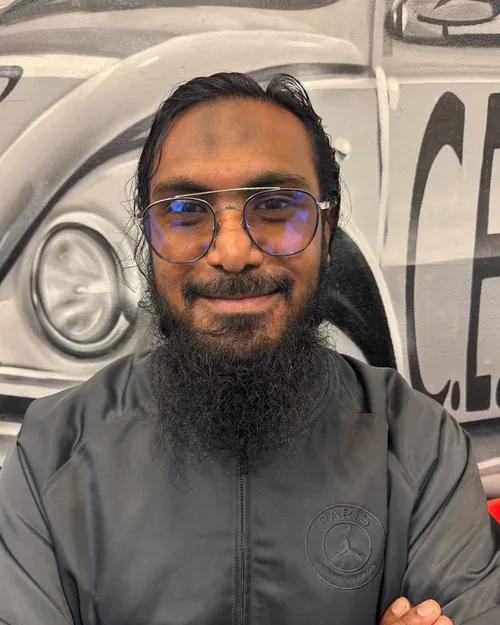 Samy, Enseignant de la conduite